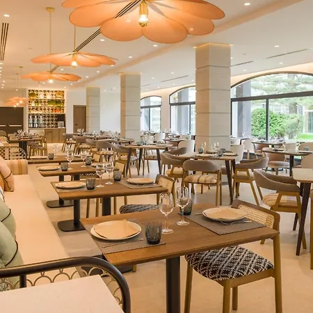 Ilunion Hotel 4*