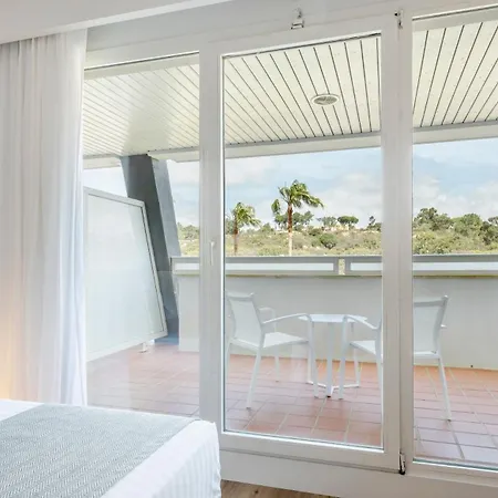 Ilunion Hotel 4*