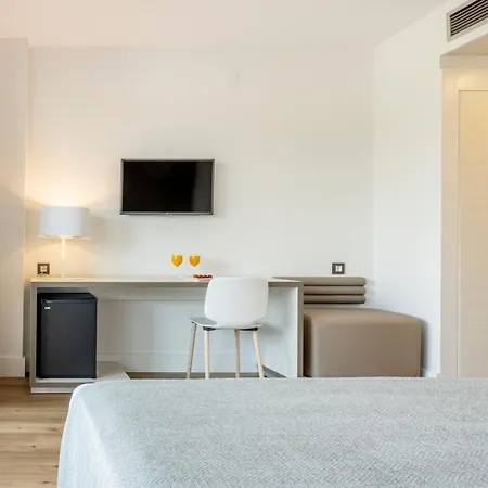 Ilunion Hotel 4*